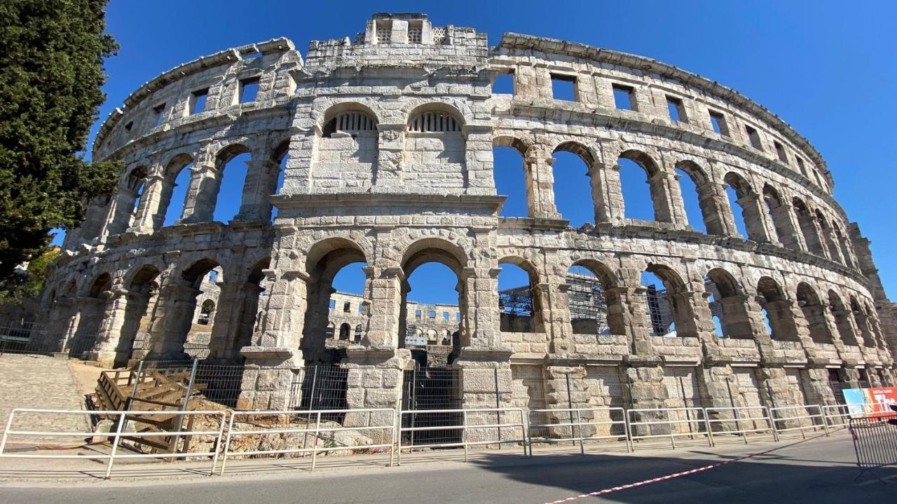Heart Of Pula Excellent Apartment エクステリア 写真